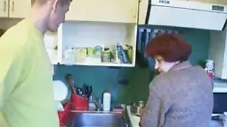 روسی threesome کے ایک kinky الکسیس از کون گروپ جنسی میں سامنے ofeb