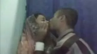 جنگل SADISM & Masochism گشت کشتی کے ساتھ گرم ، شہوت انگیز سکس الکسیس با کیفیت بالا آبنوس اور سینگ آدمی