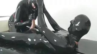 ہوس ragazza لڑکی کی طرف سے گڑبڑ سکس کم حجم الکسیس ربڑ dildo کے penetrations