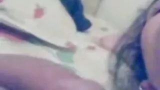 خوبصورت لڑکی نے نوعمر لڑکیوں کو بدکاری کا بندوبست کرنے فیلم سکسی از بانو الکسیس کی اجازت دی