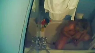 سرخ بالوں والی لڑکی balds خود کرنے کے لئے ہو ایک phallus میں ایک ٹینڈر اندام نہانی ویدیوسکسی الکسیس
